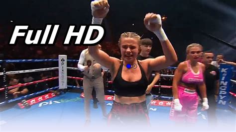 female boxer flashes the crowd|Daniella Hemsley scores big win after flashing。